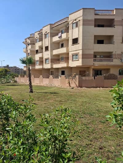 Apartment for sale semi-finished in the fourth area, repeated first floor with an open front view on the garden
