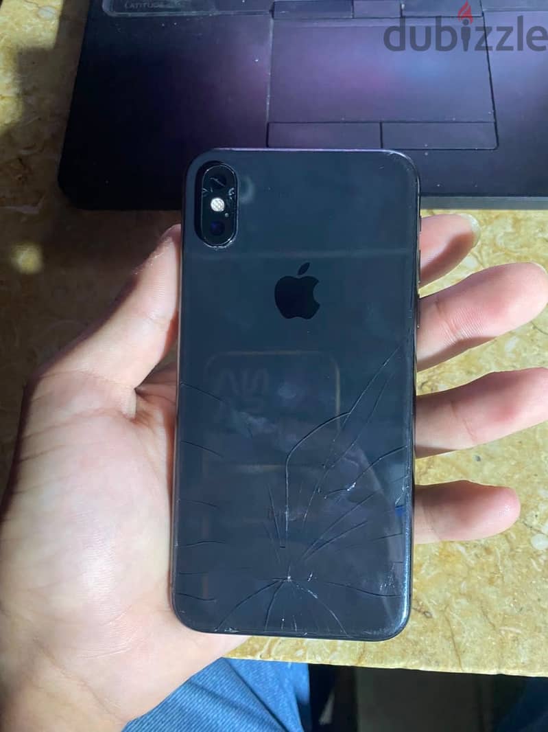 Apple - iPhone XS 1