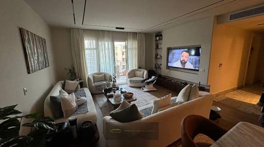 للبيع بنتهاوس مميز في SODIC October Plaza - تشطيب كامل وموقع مميز داخل الكمبوند جاهزه للسكن الفوري