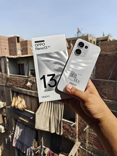 OPPO Reno 13 استخدام بسيط جدا ضمان محلي بدون ضريبه