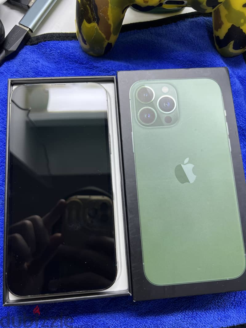 iPhone 13 Pro Max 1