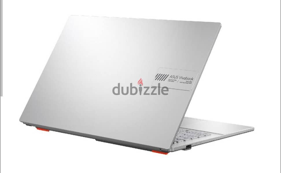 ASUS VivoBook Go 15 1