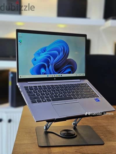 لاب توب شعبي