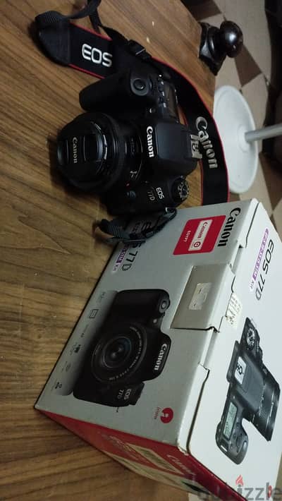للبيع Canon EOS 77D + 50mm STM   Canon EOS 77D للبيع بحالة ممتازة