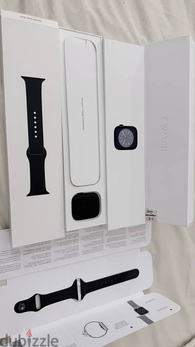 Apple Watch Series 8 45mm – Full Box & Original Accessories