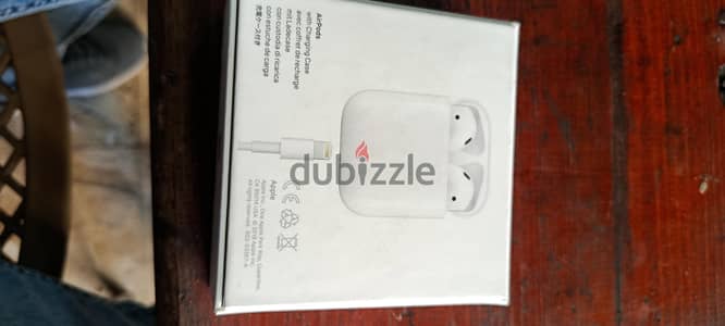 للبيع air pod's جديده لم تستخدم الجيل التاني
