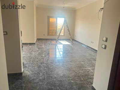 Apartment for rent in Al-Yasmeen Villas, First Settlement, New Cairo.