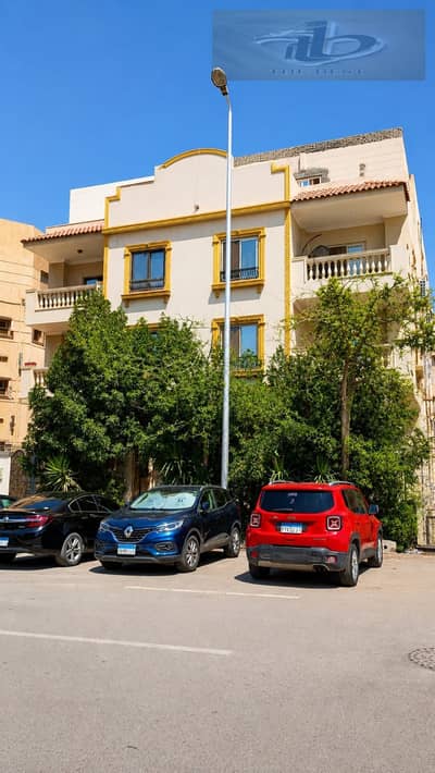 Duplex for sale in Al Yasmin 7 – A prime opportunity with a side garden view