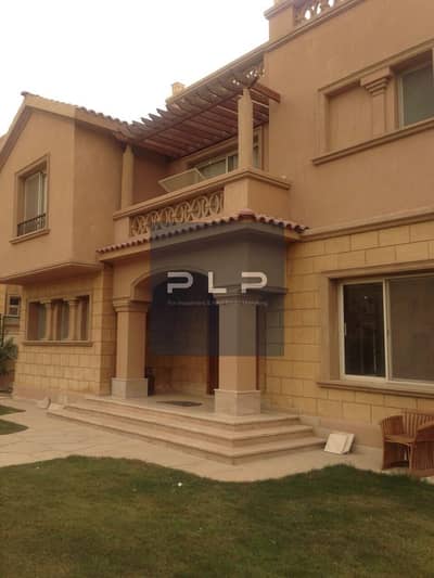 Twin house for sale below market price, resale, ready to move, fullyfinished in Belagio Compound, Fifth Settlement, with a private pool