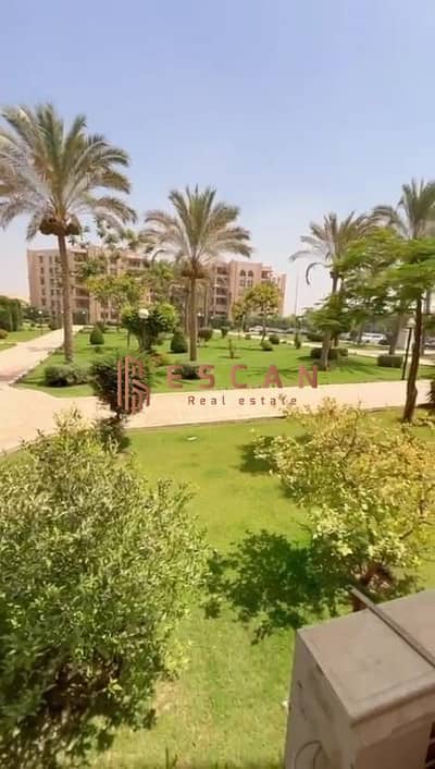 للسكن او الاستثمار  متاح للبيع في مدينة الرحاب  بالمرحله الخامسه شقه ارضي بحديقه خاصه  مساحة الشقه 280 متر