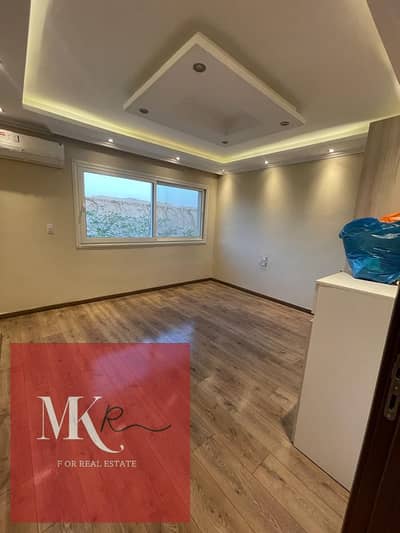 ** Apartment 185m for sale in The Square – Fifth Settlement | Fully finished + Immediate delivery + Price includes the garage and the club