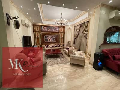 فيلا مستقلة فاخرة للبيع بالشويفات | 1200م + حمام سباحة وفرش كامل