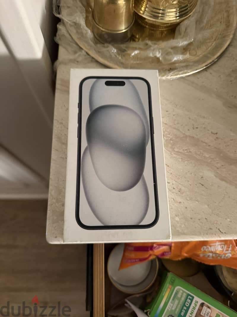 Apple - iPhone 15 4