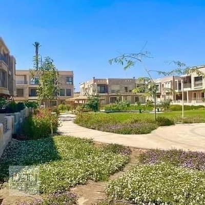 شقه  استلام فورى 64 متر بواجهه بحري للبيع بكمبوند تاج سيتي-القاهره الجديده بالقرب من مطار القاهره