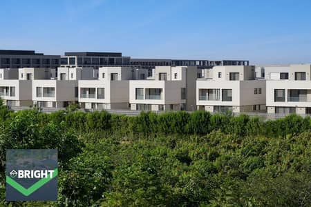 Villa for sale in R5, fully finished on the green river, within a community of villas only, with equal installments over 10 years. Villa for sale in R5, fully finished on the green river, within a community of villas only, with equal installments over 10 years.