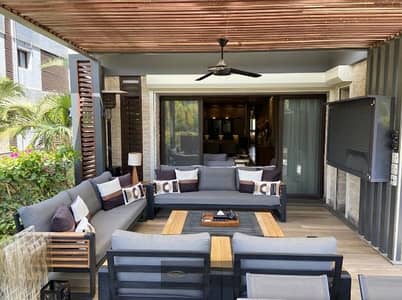 **A Fully Integrated Luxury Home with Every Detail | Rare Opportunity in One16 Westown | Ground-Floor Apartment with Private Garden Overlooking the Po