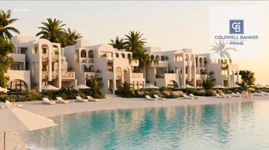شاليه 115 م بموقع مميز وإطلالة مباشرة على المارينا والبحر في Marina Salt – Ras El Hekma  راس الحكمه الساحل الشمالي 2غرف