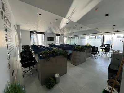 Hot Deal - Finished Office for rent 300m - prime location - 90th st - new Cairo