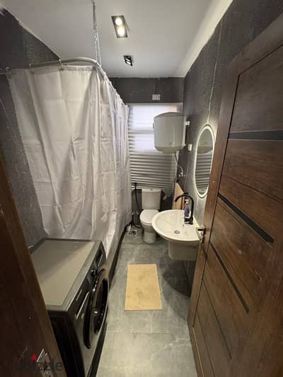 Opportunity for rent furnished with special finishes modern furniture long-term rent only
