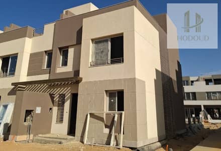Corner Townhouse for Sale in Palm Hills, 5th Settlement – Delivered, Core & Shell, Prime Location, Attractive Price