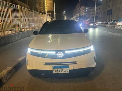 أوبل جراند لاند 2025