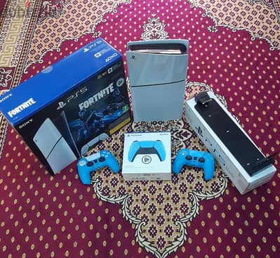 بلايستيشن 5 سليم  ديجيتال زيرو إستعمال كام شهر  مش أكتر