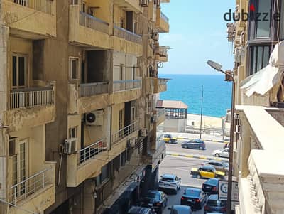 Distinctive residential unit for sale in Stanley (Sea View)