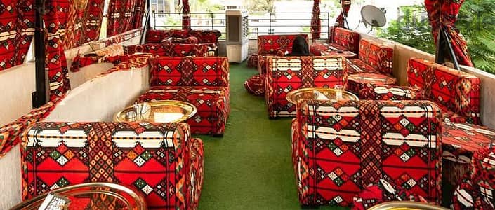عدد ٨ كنب عربى ٢ فرد + ٤ طربيزات