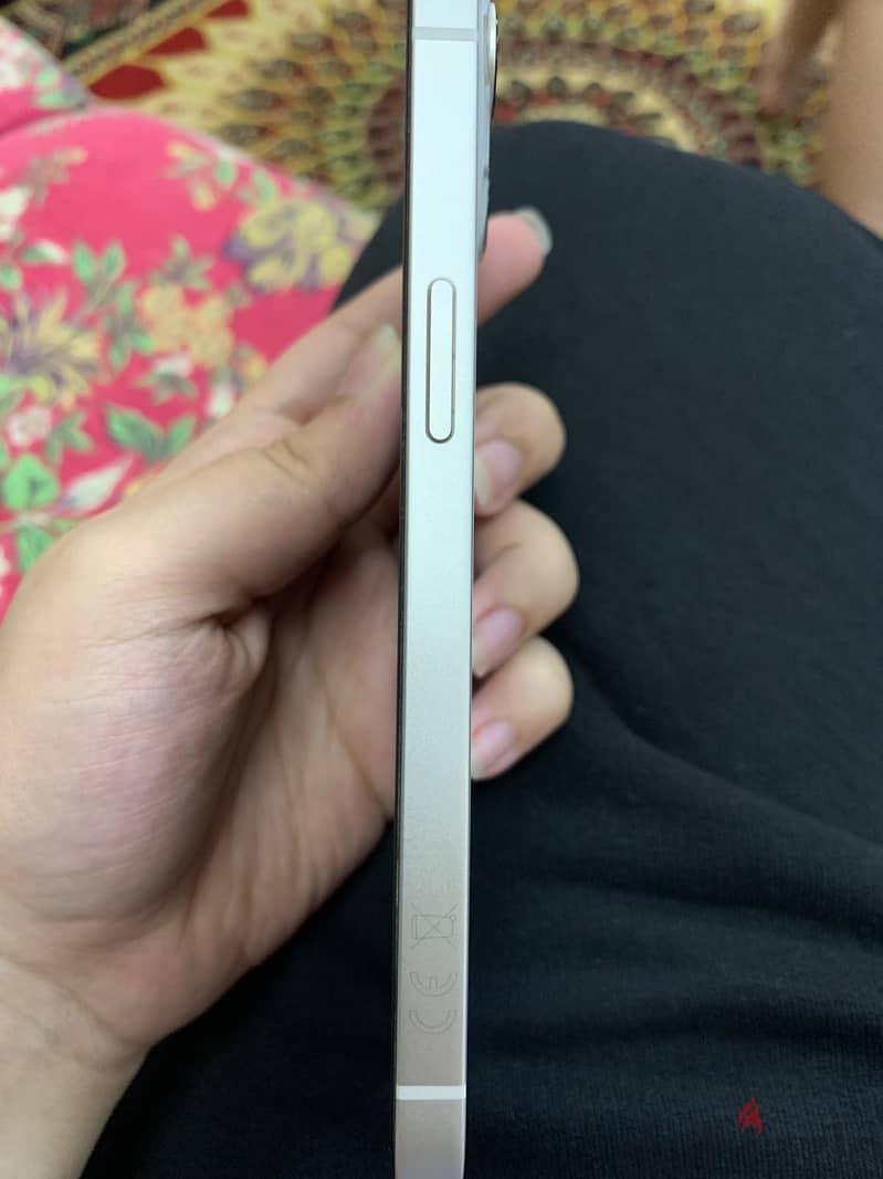 Apple - iPhone 13 2