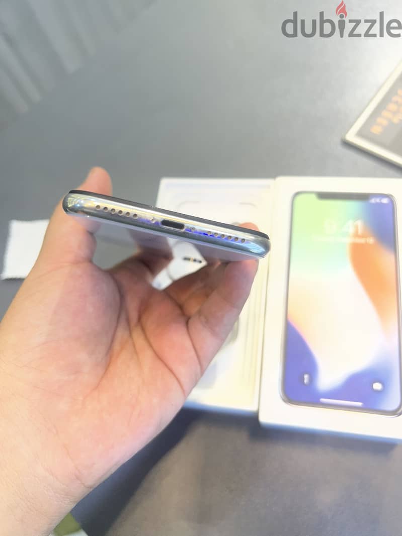 Apple - iPhone X 1