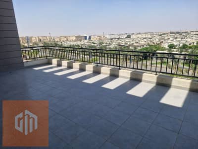 بنتهاوس نص مفروش للإيجار مع تراس واسع في كمباوند كايرو فستيفال سيتي - التجمع الخامس، القاهرة الجديدة