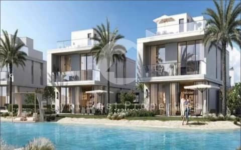 فيلا 4 غرف مطله على البحر بمقدم 5% في سيلفر ساندس الساحل الشمالي