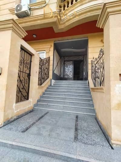 Apartment for sale in the best location in the entertainment area next to Al-Mahlawi and a minute from the main road