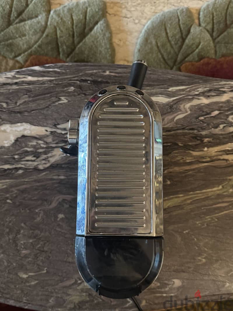 Delonghi coffee machine 2