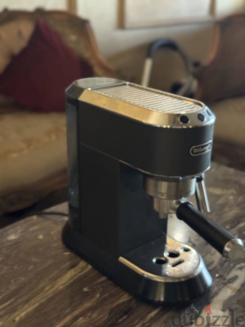 Delonghi coffee machine 4