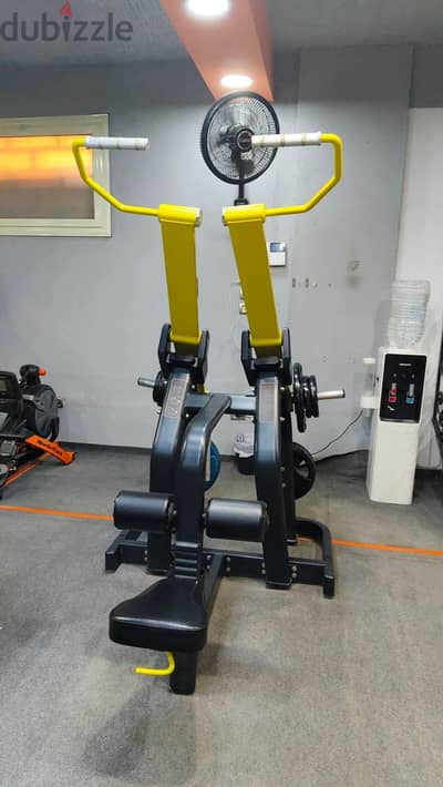 MBH Lat Pulldown machine Plate Loaded