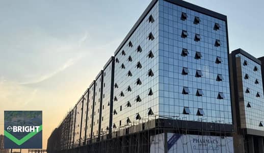 مكتب للبيع في شيراتون قرب شارع النصر ومدينة نصر داخل أول Strip Mall واستلام خلال أقل من سنة