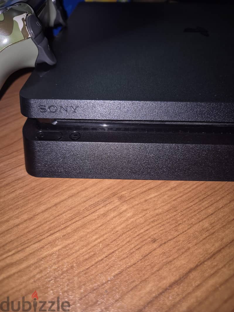Ps4 Slim 1TB used + 1 original controller + 1 CD 1
