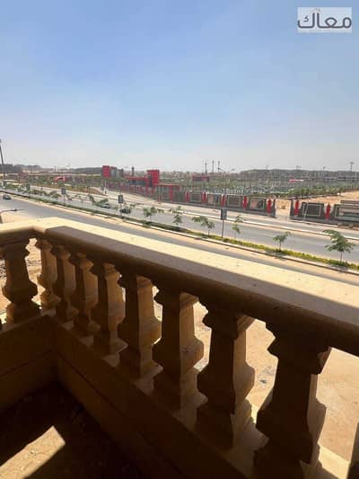 Aref means your entire apartment in Al Ahly Club with a 60% down payment and the rest over a year and a half for a Panorama apartment with an area of 242 m