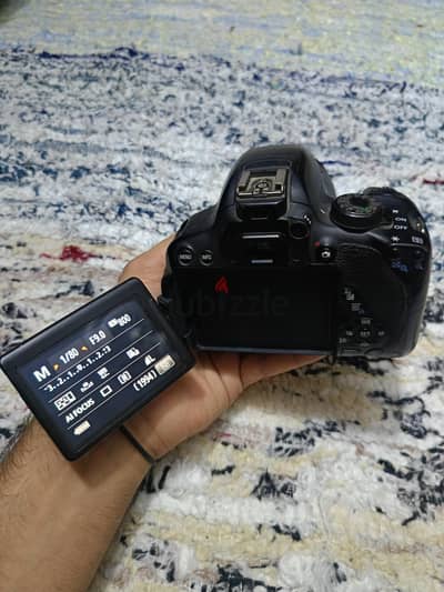 كانون 700