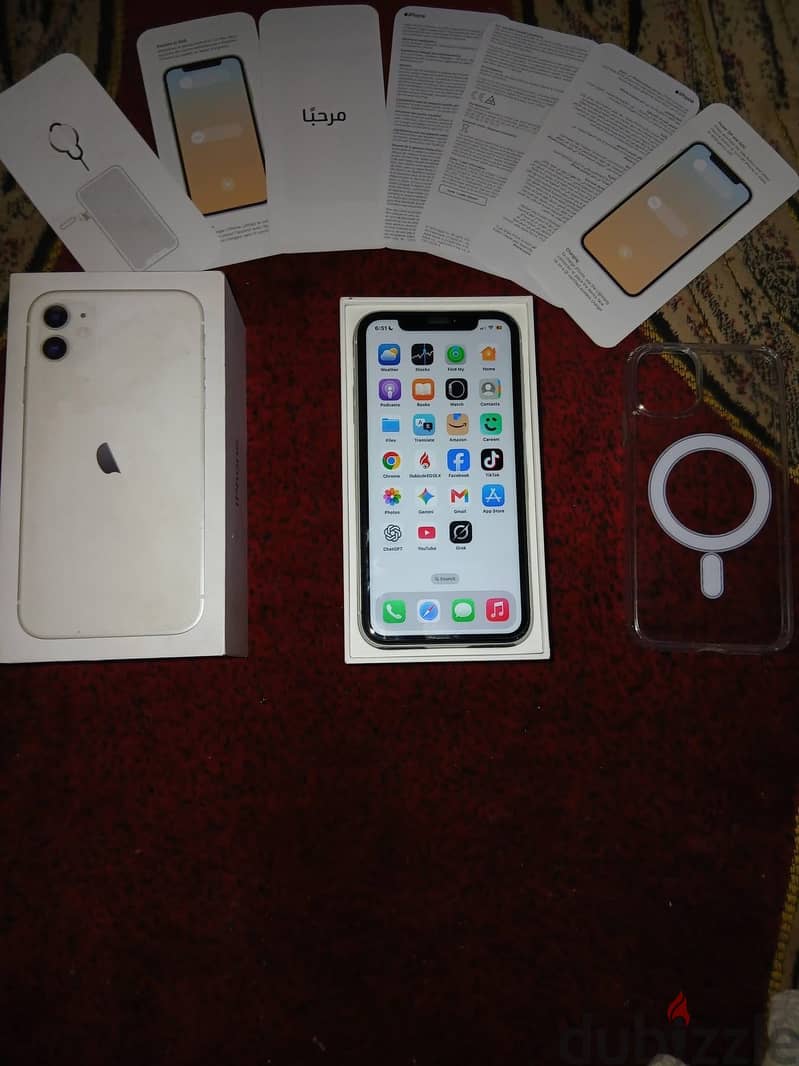 Apple - iPhone 11 8