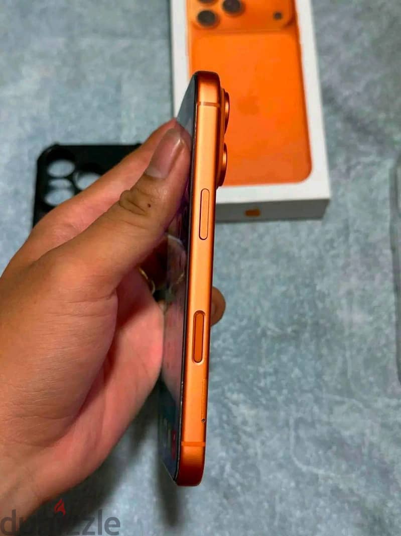 Apple - iPhone 17 Pro 2