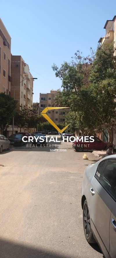 Apartment for sale in the second neighborhood, first with a balcony, 120 meters, semi-finished, 3 rooms