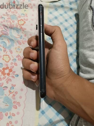 Apple - iPhone XR