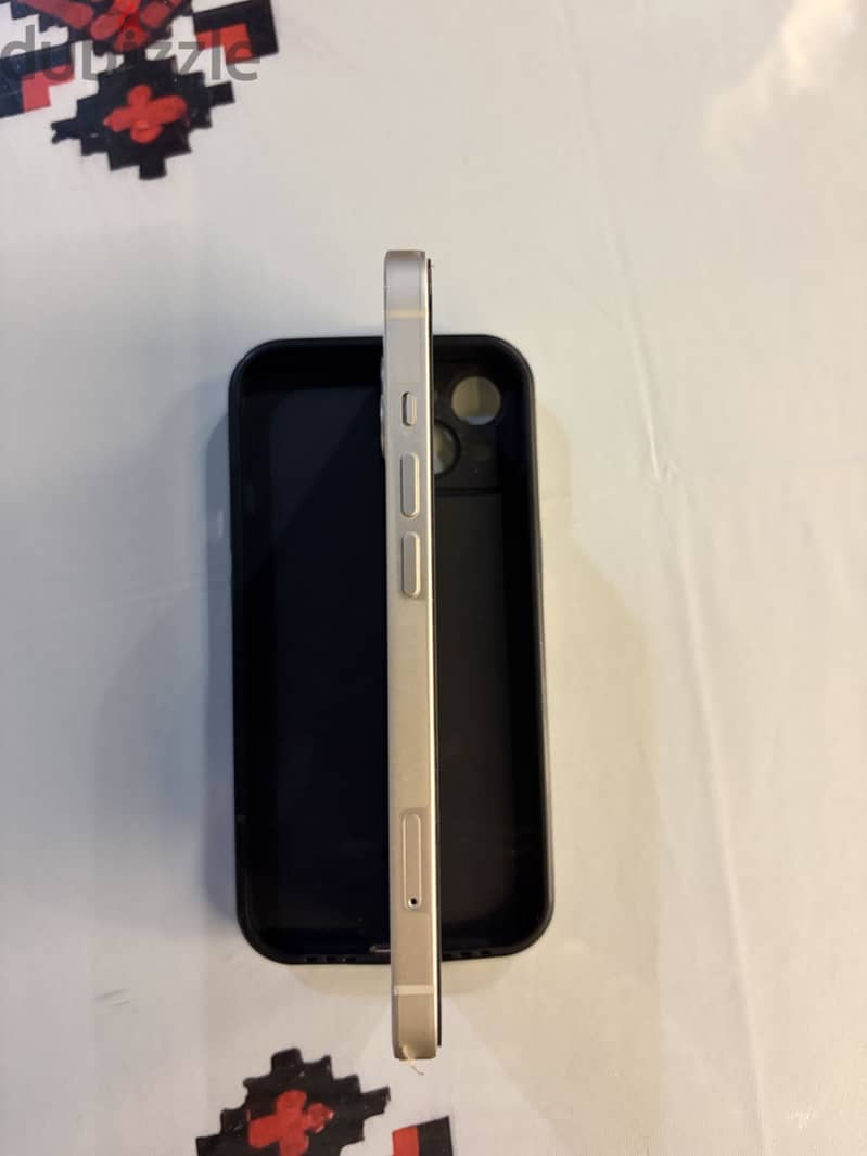 Apple - iPhone 13 2