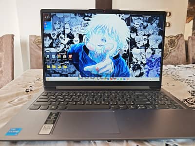 Lenovo IdeaPad Slim 3 (16GB "lpddr5" / i5 12450H / 512 envwme "Gen 4")