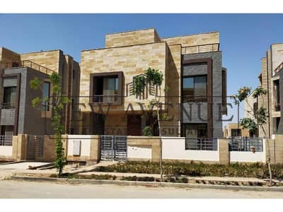 شقة بنظام تقسيط طويل الأجل في أوريجامي جولف تاج سيتي على الدائري التجمع الخامس من مدينة مصرOrigami Golf Taj City Ring Road New Cairo Madinet Masr
