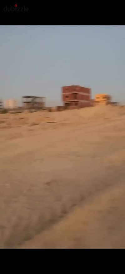 قطعه غذائى للبيع فى 6 ملبون المساحه 10000 متر مدفوع 10% وباقى 90% على 4 سنوات اول الاقساط ربع سنوى من شهر يناير 2026 مطلوب اوفر 5000 جنيه ا وفر للمتر قابل للتفاوض موجود محضر الاستلام