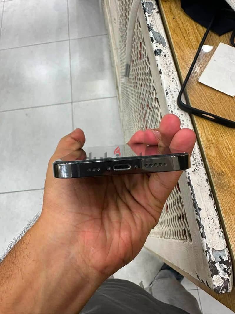 Apple - iPhone 13 Pro 2