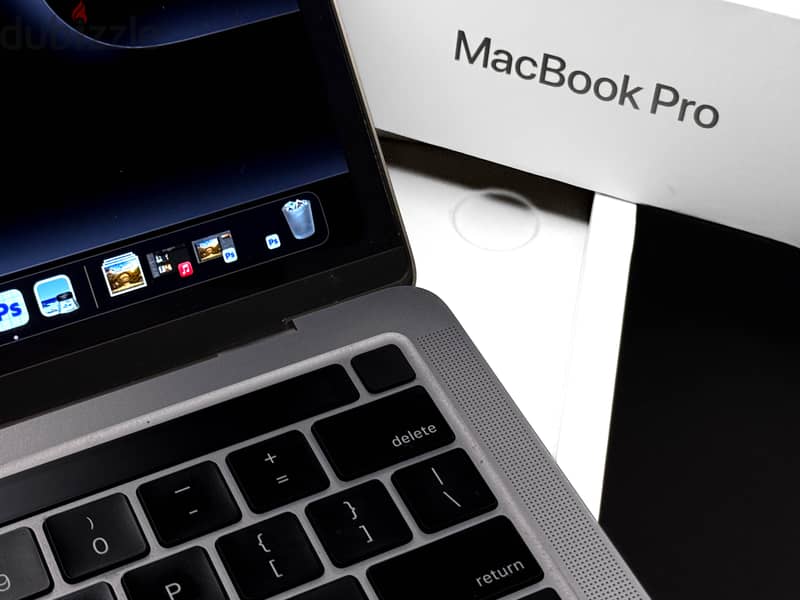 MacBook Pro M1 13” - AS NEW 3